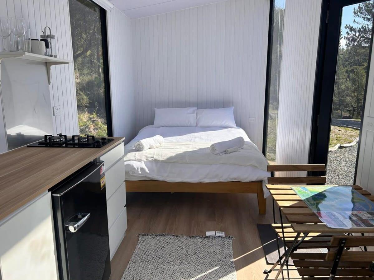 Ruru Tiny House By Tiny Away Villa Rangihaeata Kültér fotó